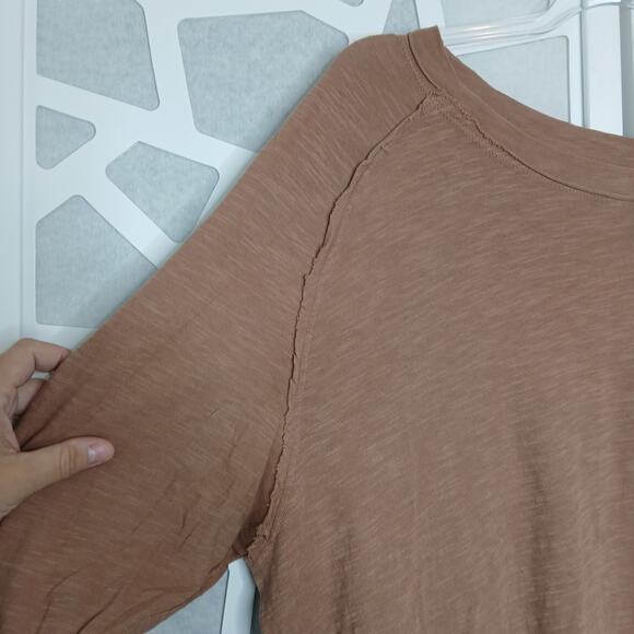 We The Free Brown Long Sleeve Oversize Top Womens MD Lagenlook Boho Minimalist - Picture 2 of 12